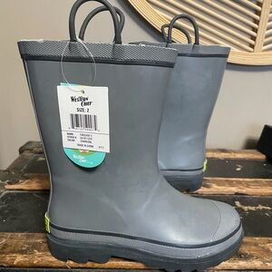 Kids Western Chief Robber Boots. NEVER WORN!